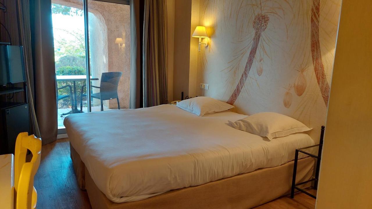 摩昂萨图 Castel 'Provence酒店 外观 照片